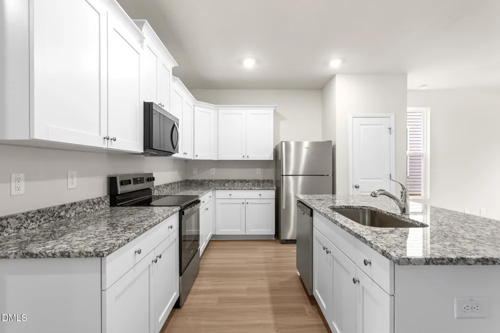 2122 Willow Glen Drive Graham, NC 27253
