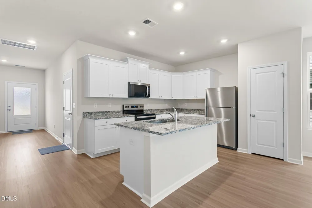 2122 Willow Glen Drive Graham, NC 27253