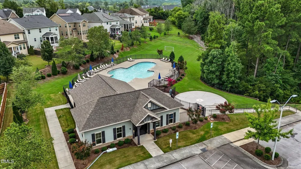 237 Cahors Trail Holly Springs, NC 27540