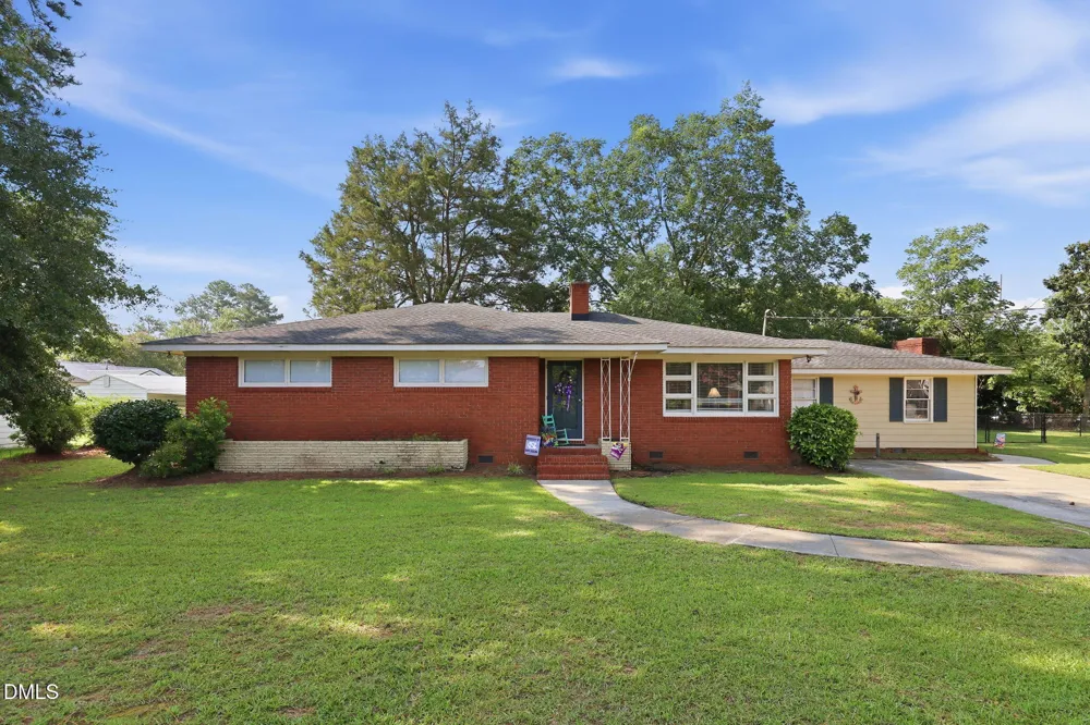 105 Jones Drive Dunn, NC 28334