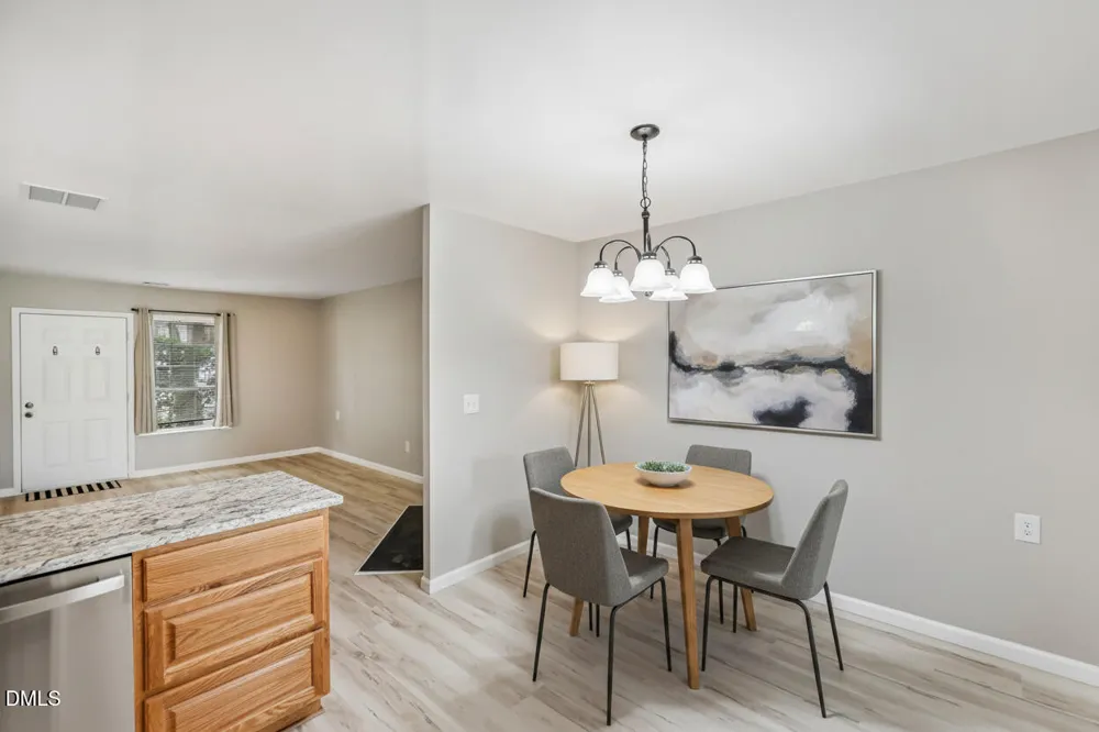 118 Friar Lane Carrboro, NC 27510