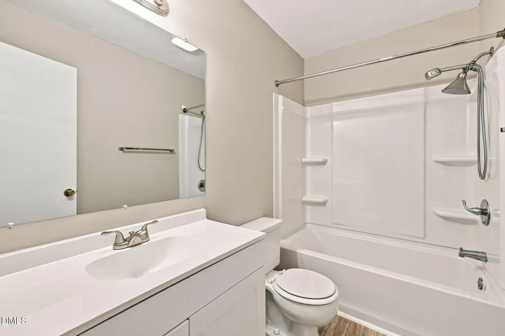 118 Friar Lane Carrboro, NC 27510
