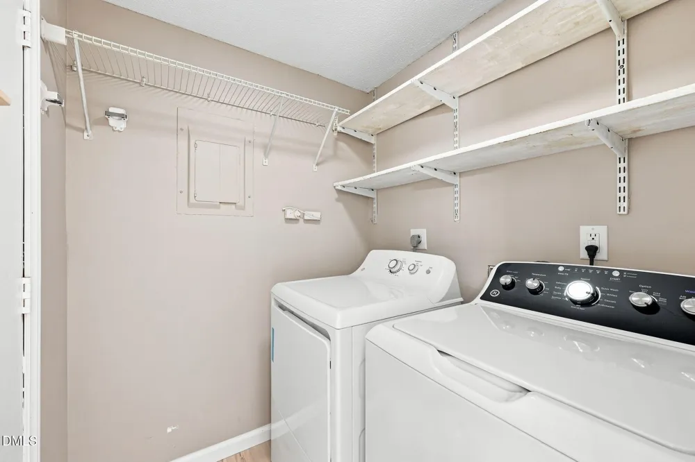 118 Friar Lane Carrboro, NC 27510