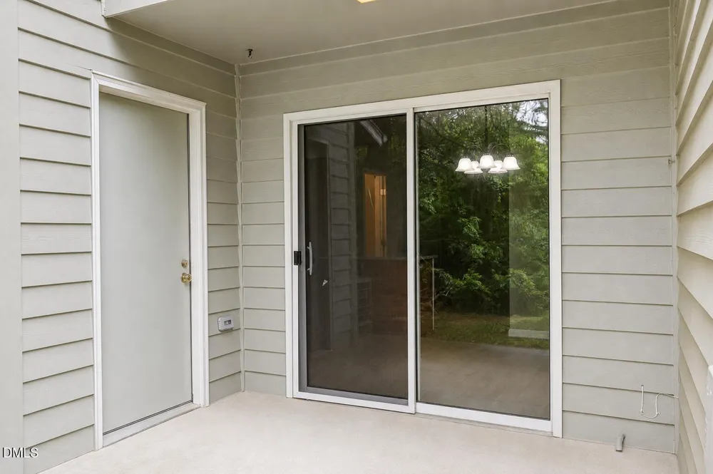 118 Friar Lane Carrboro, NC 27510