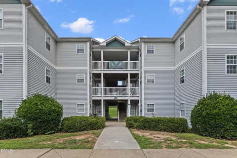 2010 Wolfmill Drive #104