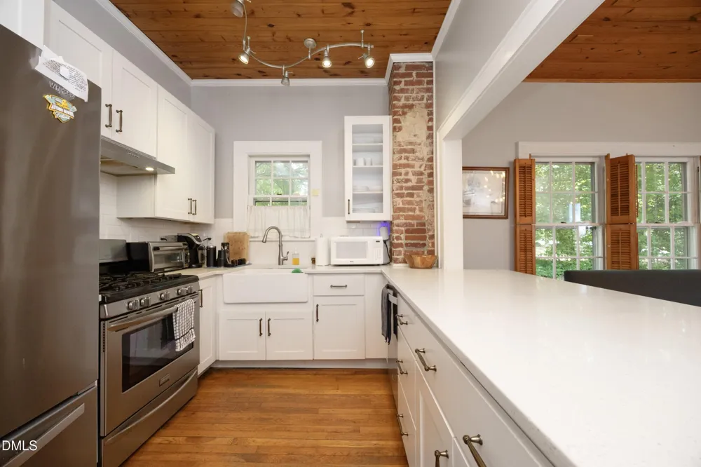 304 Mccauley Street Chapel Hill, NC 27516