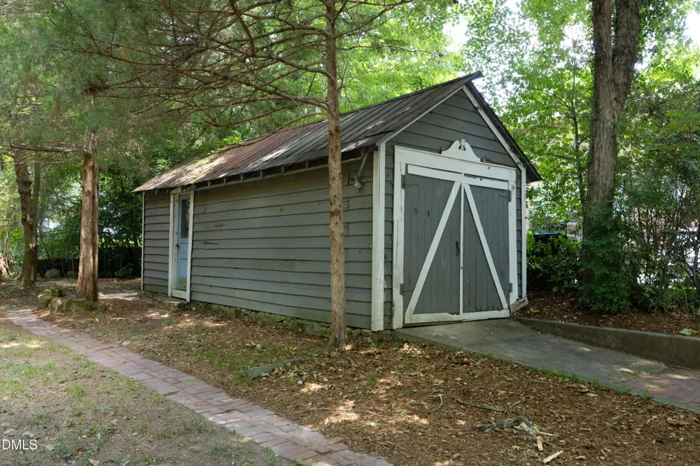 304 Mccauley Street Chapel Hill, NC 27516