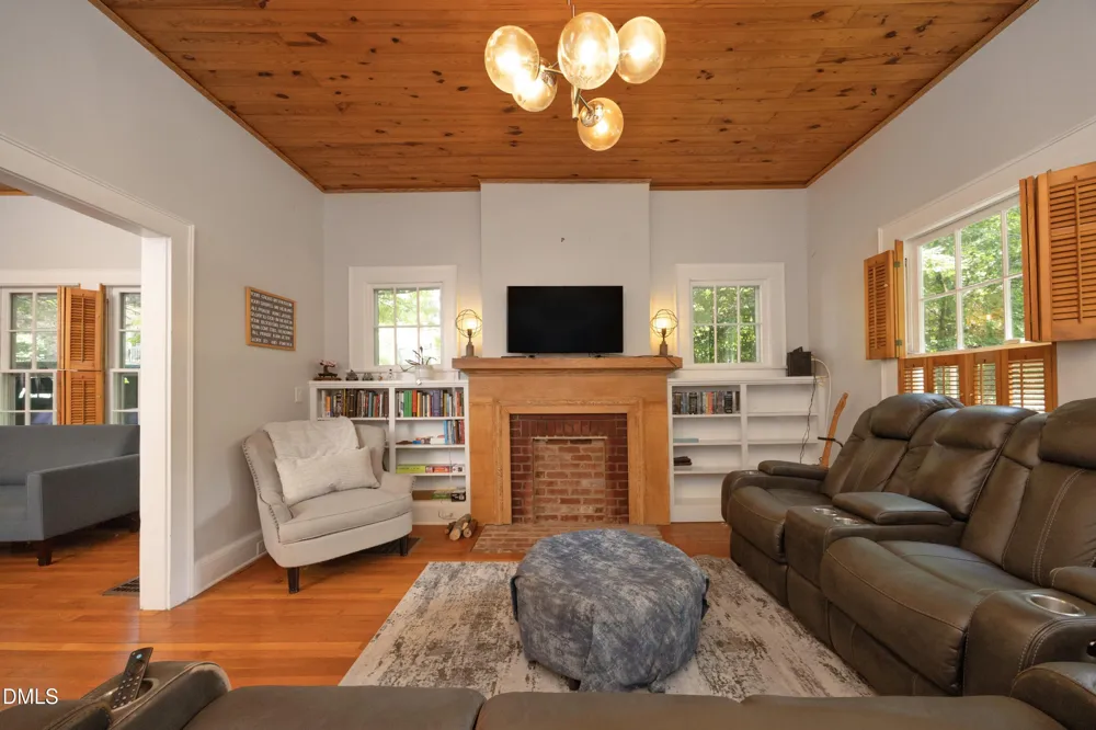 304 Mccauley Street Chapel Hill, NC 27516
