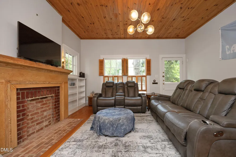 304 Mccauley Street Chapel Hill, NC 27516