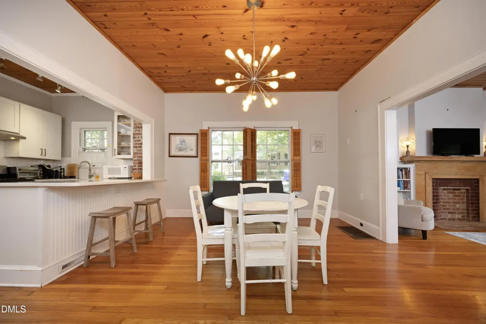 304 Mccauley Street Chapel Hill, NC 27516
