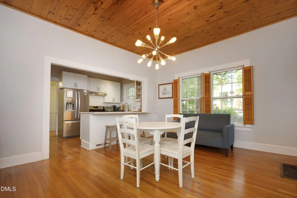 304 Mccauley Street Chapel Hill, NC 27516