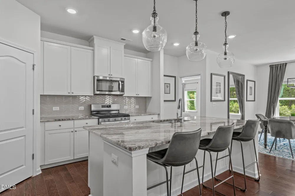 529 Oaks End Drive Holly Springs, NC 27540