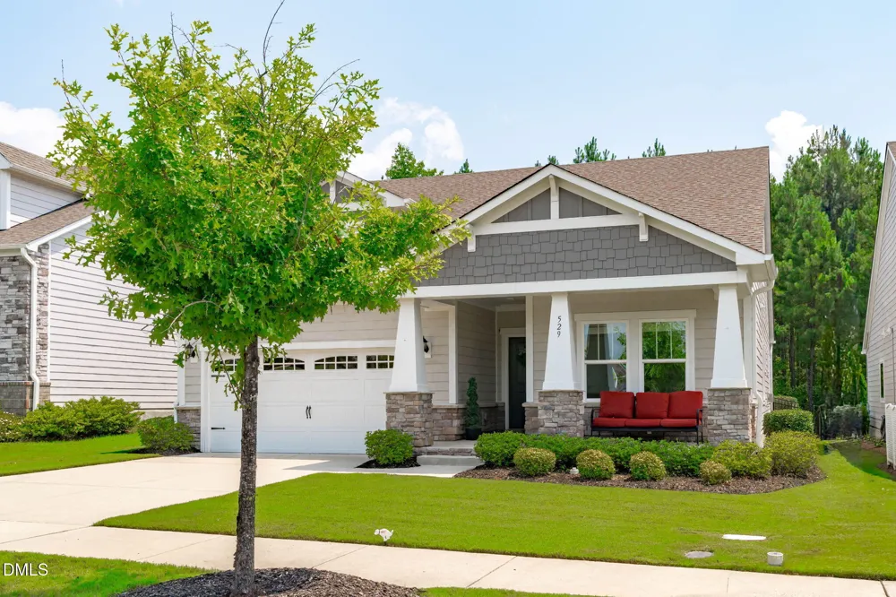 529 Oaks End Drive Holly Springs, NC 27540