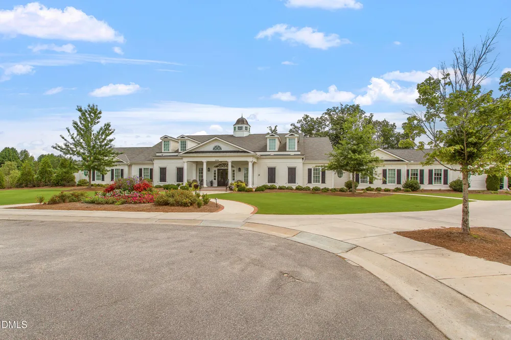 529 Oaks End Drive Holly Springs, NC 27540