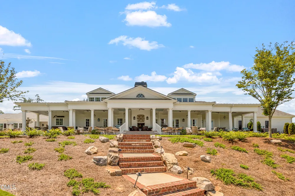 529 Oaks End Drive Holly Springs, NC 27540