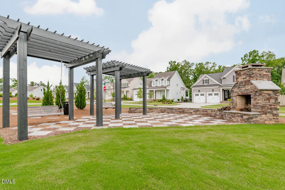 529 Oaks End Drive Holly Springs, NC 27540