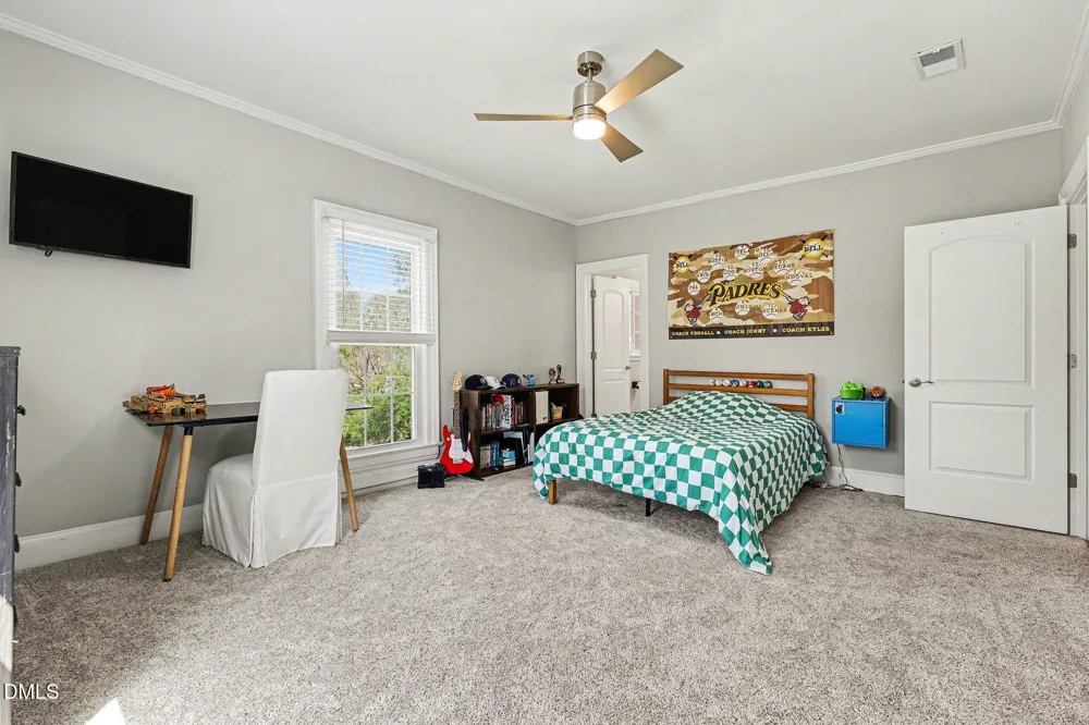 910 S 2nd Street Smithfield, NC 27577