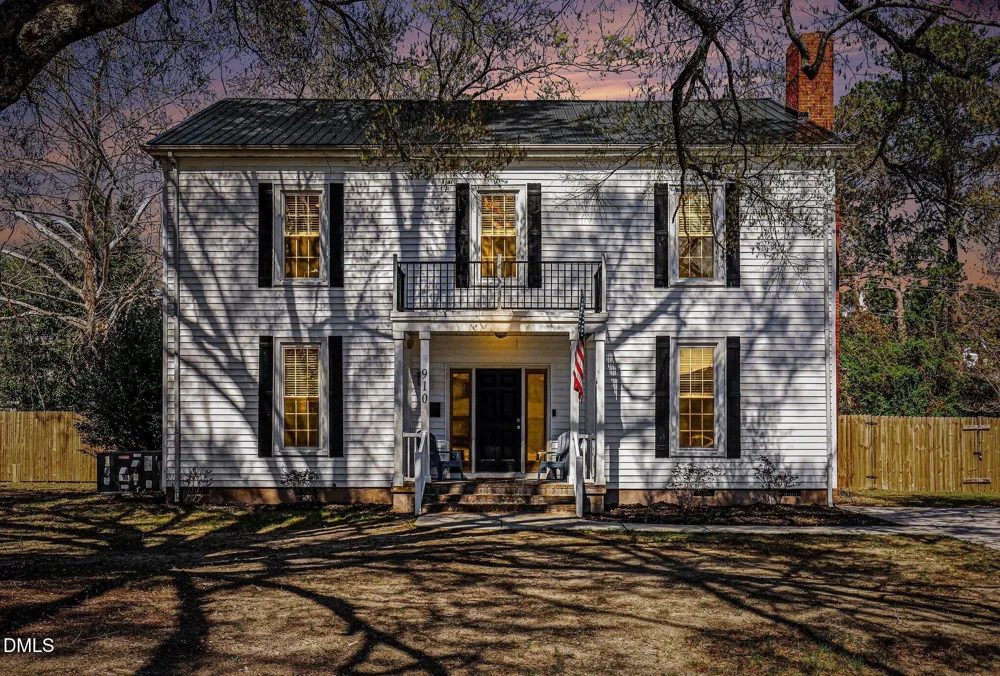 910 S 2nd Street Smithfield, NC 27577