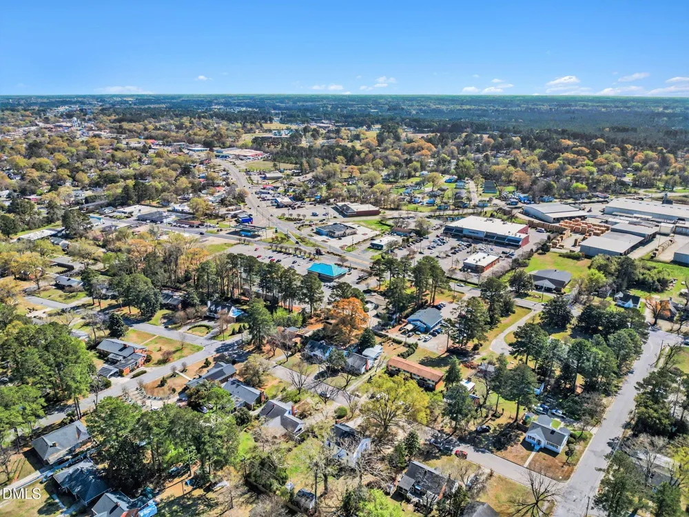 910 S 2nd Street Smithfield, NC 27577