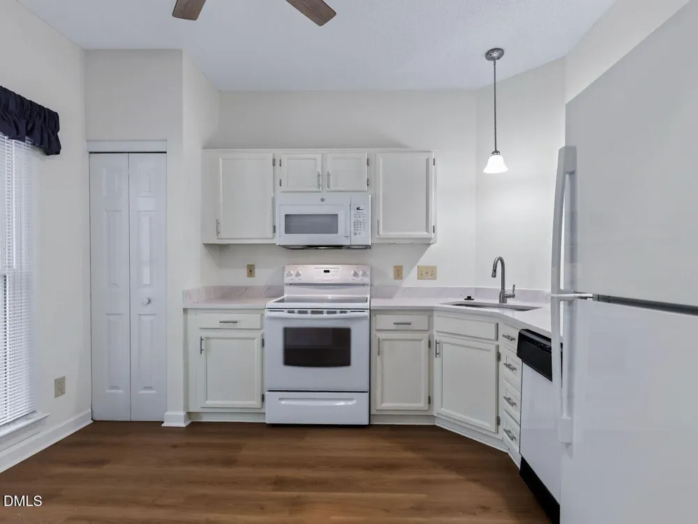 101 Windward Court Cary, NC 27513
