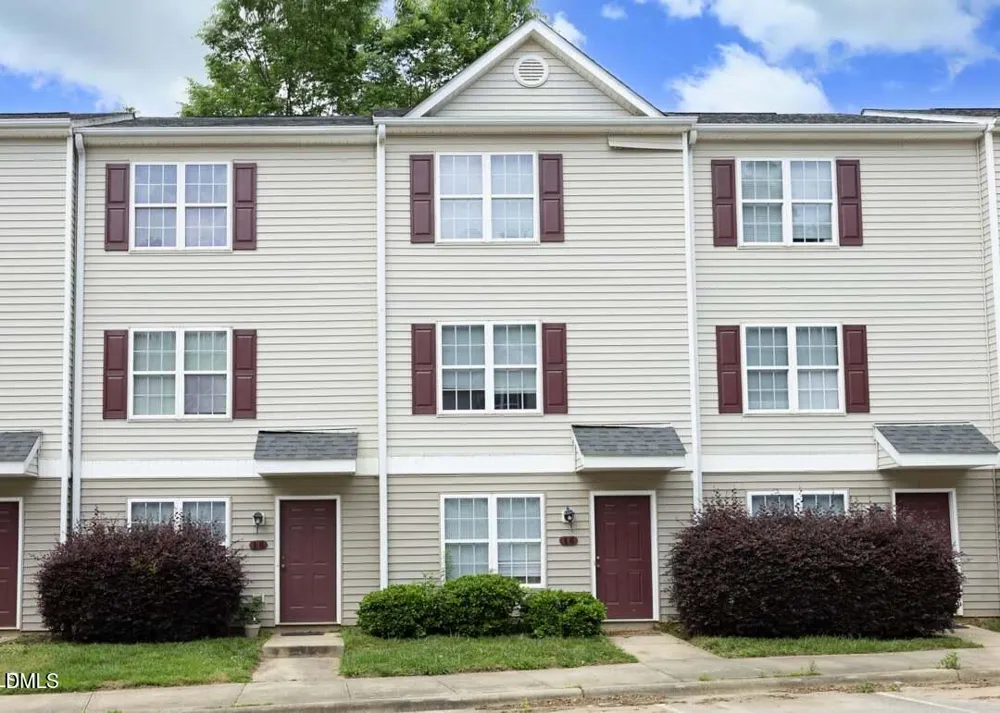18 Red Lane Raleigh, NC 27606