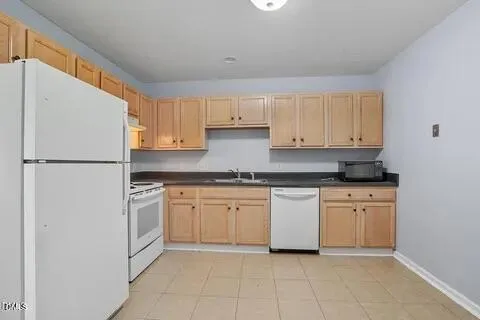 18 Red Lane Raleigh, NC 27606