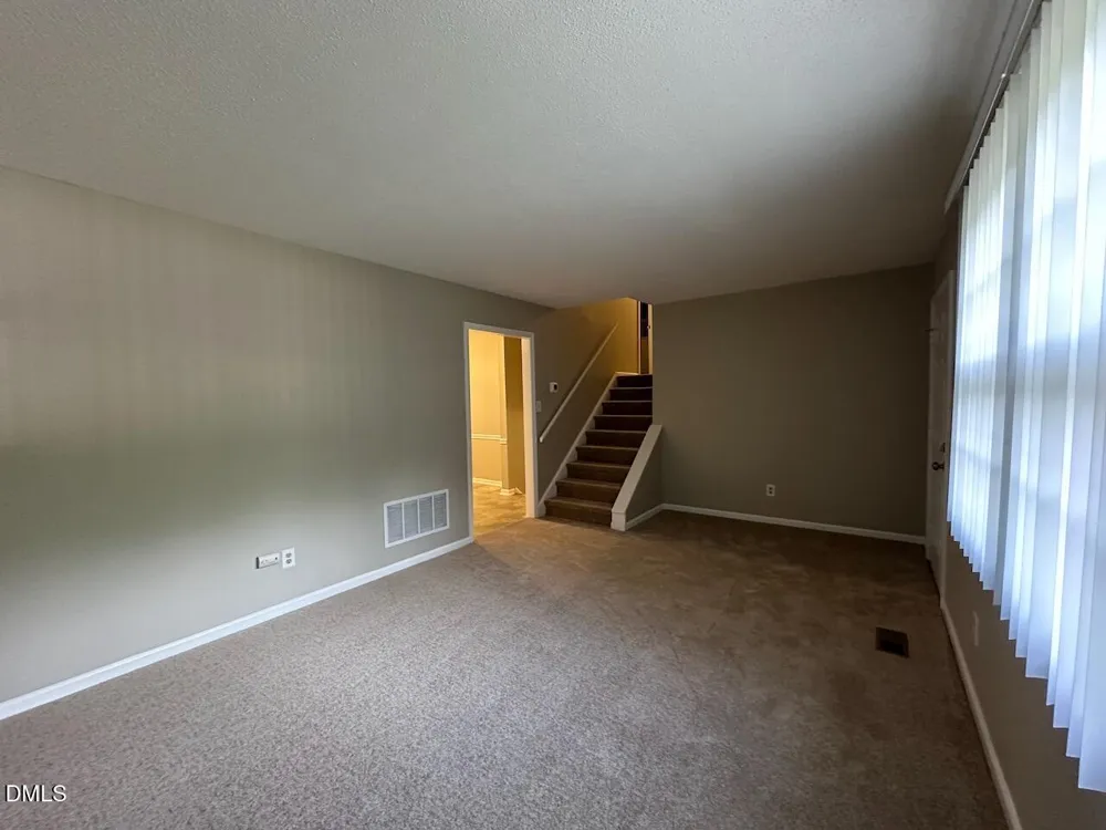 1505 Highland Trail Cary, NC 27511