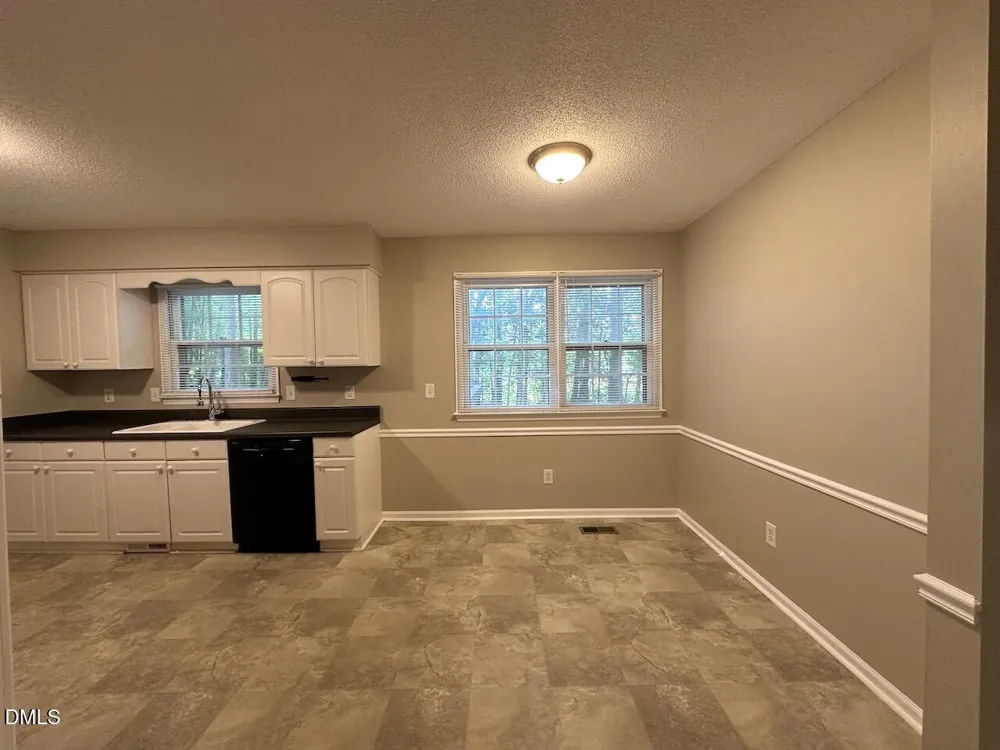 1505 Highland Trail Cary, NC 27511