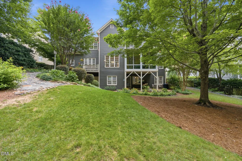 108 Bells Walk Court Holly Springs, NC 27540