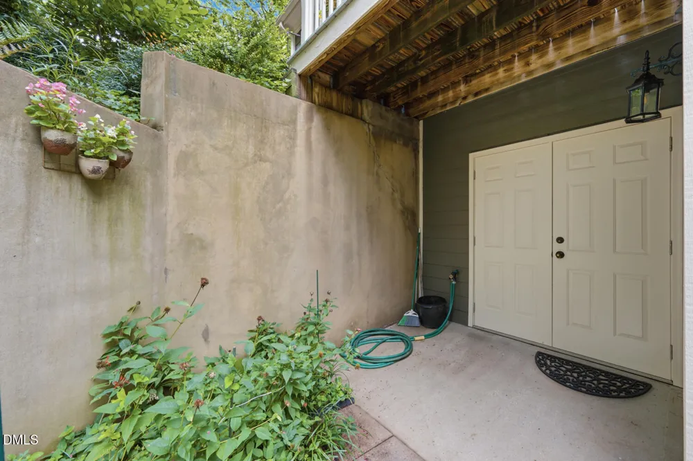 108 Bells Walk Court Holly Springs, NC 27540
