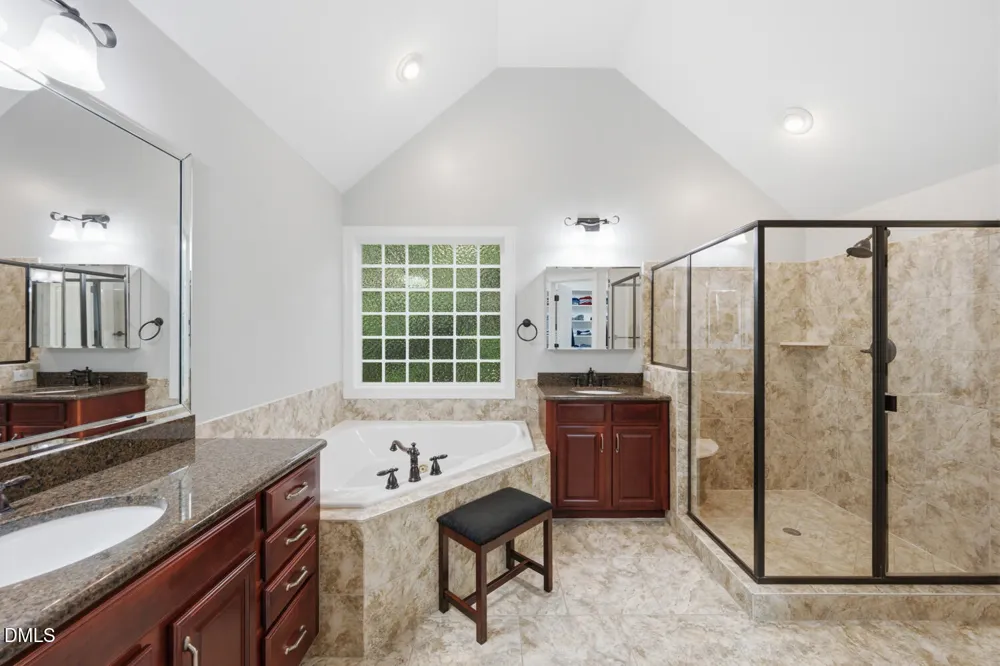 108 Bells Walk Court Holly Springs, NC 27540