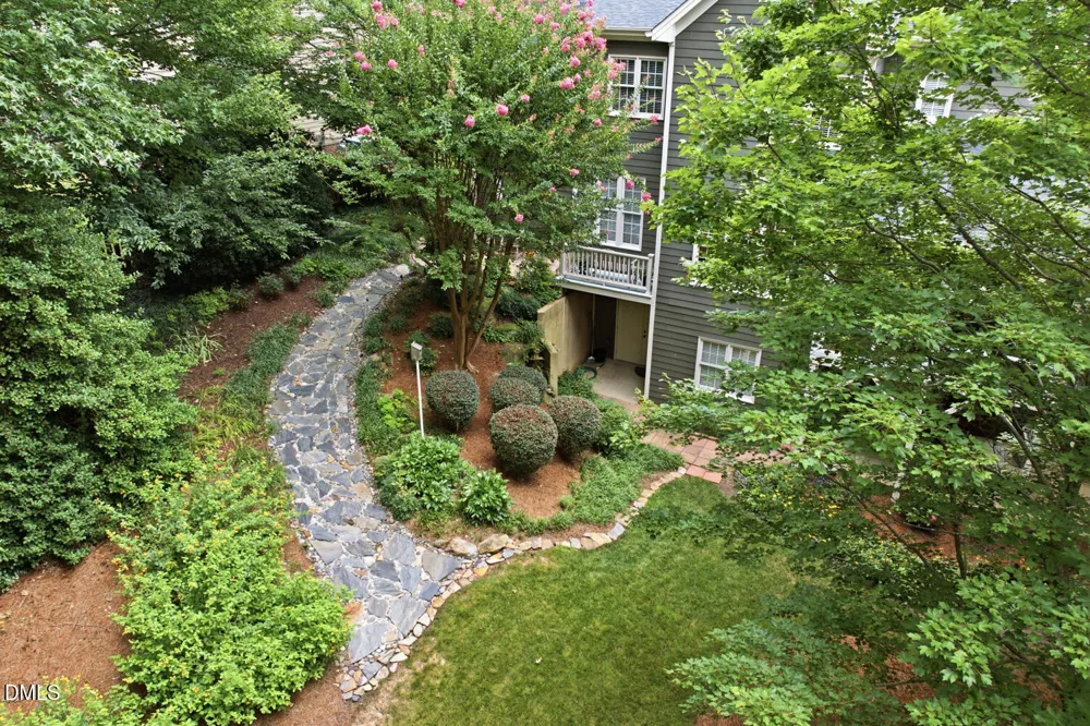 108 Bells Walk Court Holly Springs, NC 27540