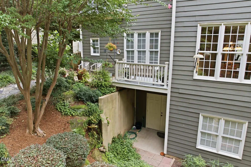 108 Bells Walk Court Holly Springs, NC 27540