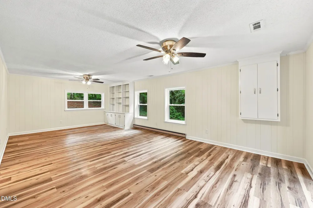 2912 Oxford Road Henderson, NC 27536
