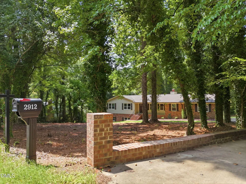 2912 Oxford Road Henderson, NC 27536
