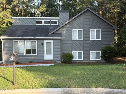 3901 Peppertree Place