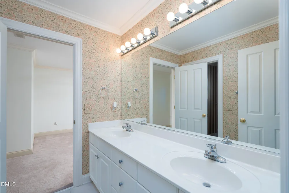 205 Piney Grove Point New London, NC 28127