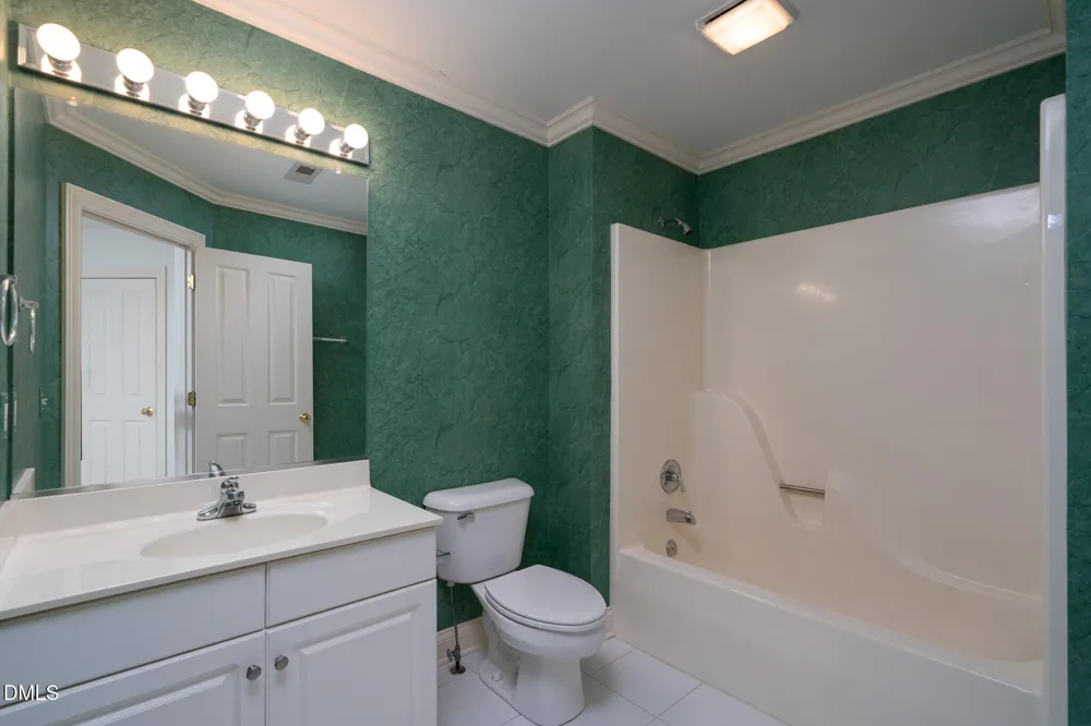 205 Piney Grove Point New London, NC 28127