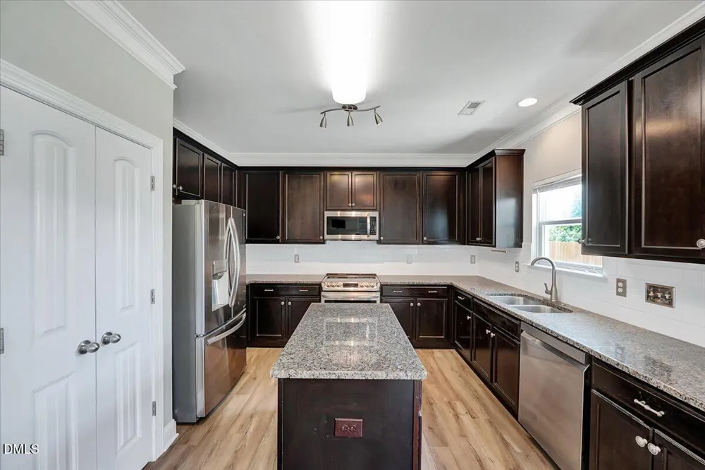 809 Willow Tower Court Rolesville, NC 27571