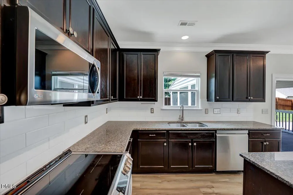 809 Willow Tower Court Rolesville, NC 27571