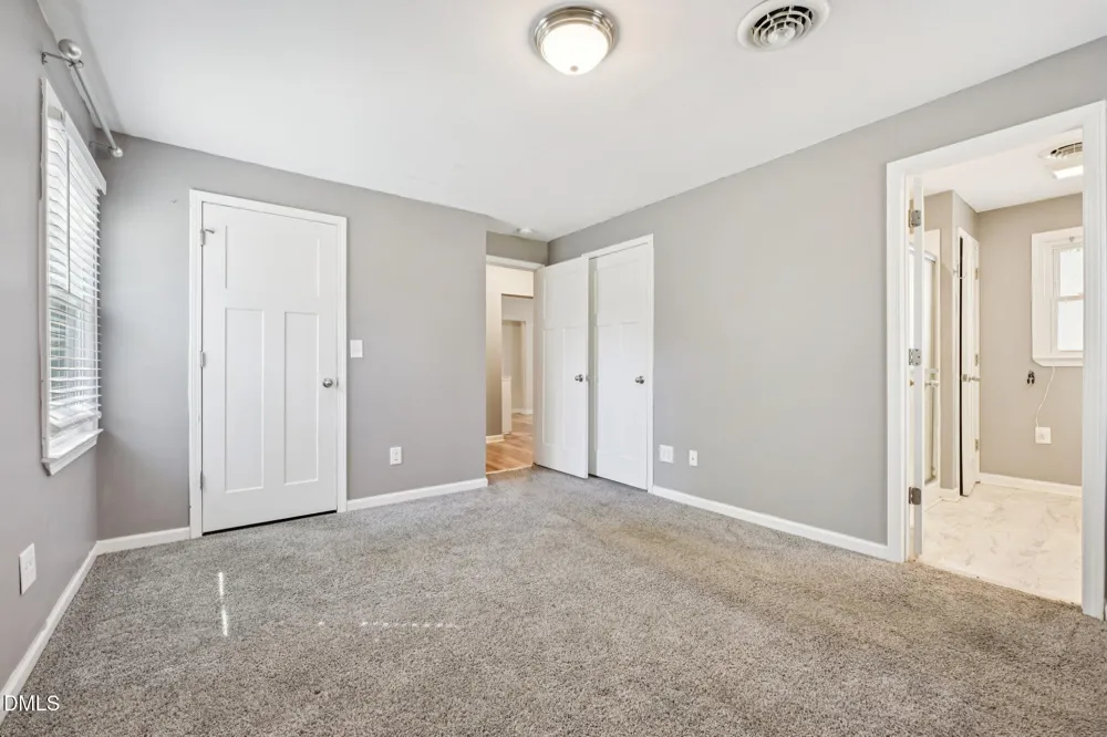 712 Fairground Road Dunn, NC 28334