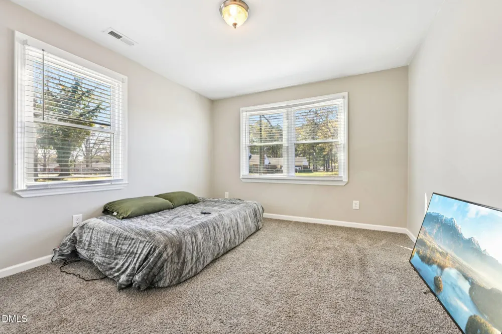 712 Fairground Road Dunn, NC 28334