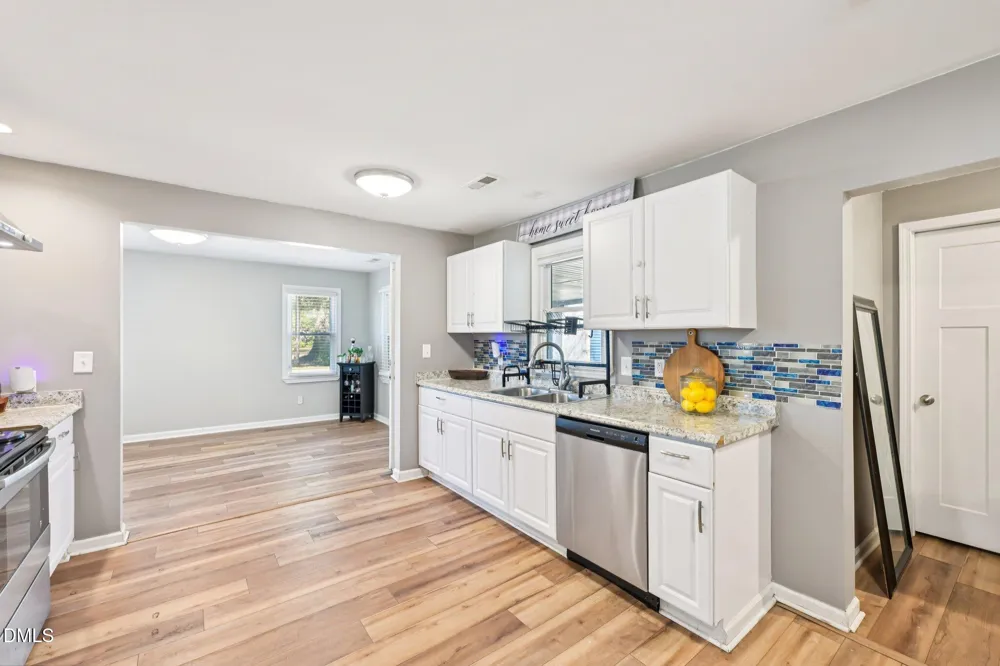 712 Fairground Road Dunn, NC 28334