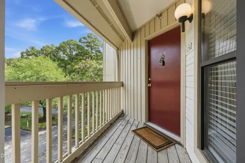 132 New Kent Place