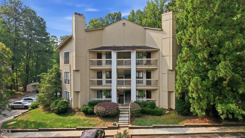 132 New Kent Place Cary, NC 27511