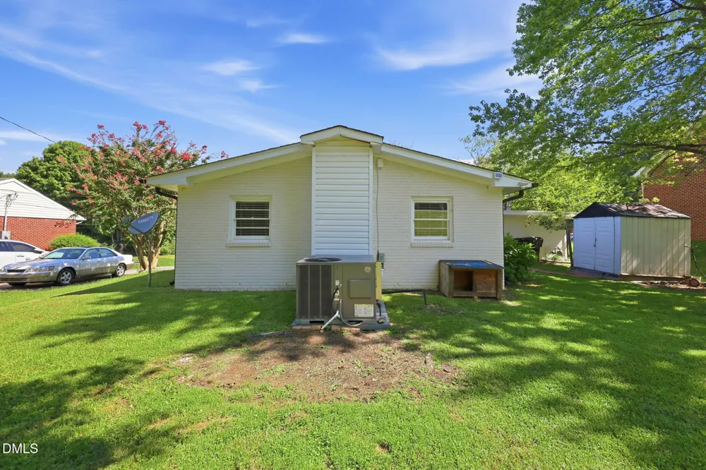 815 Scott Street Burlington, NC 27215