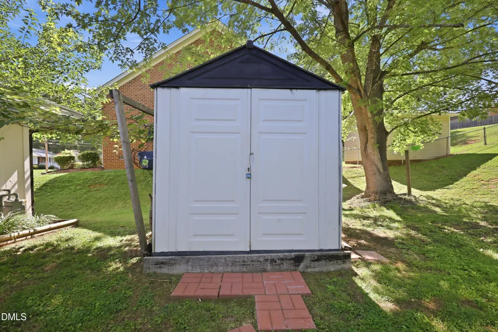 815 Scott Street Burlington, NC 27215