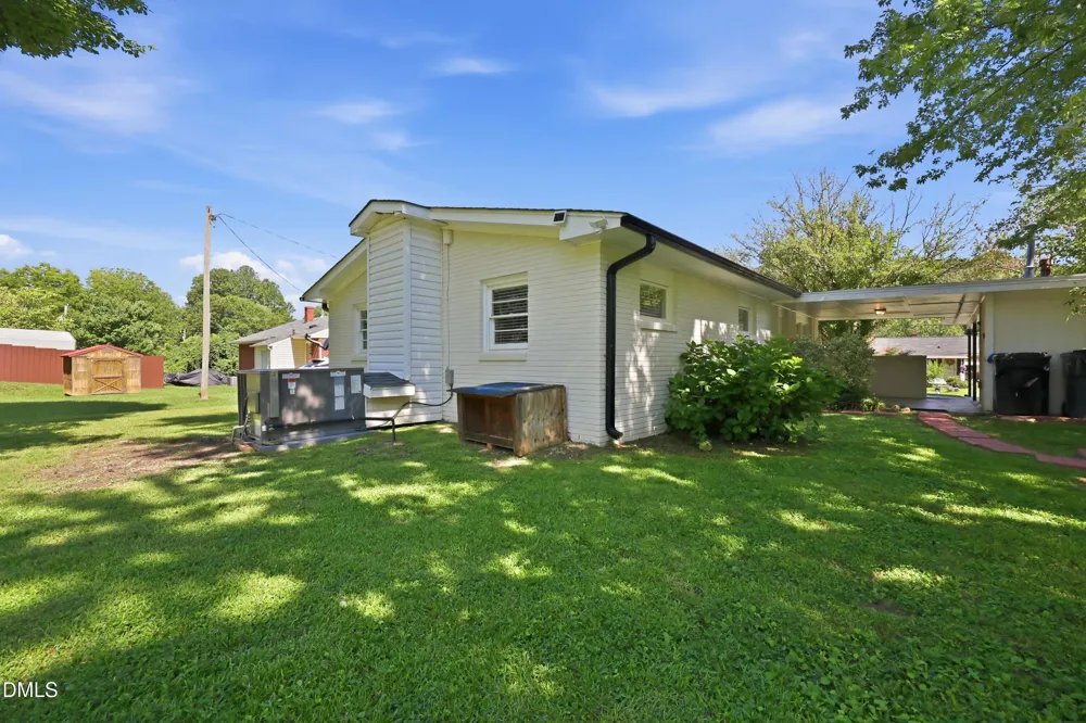 815 Scott Street Burlington, NC 27215