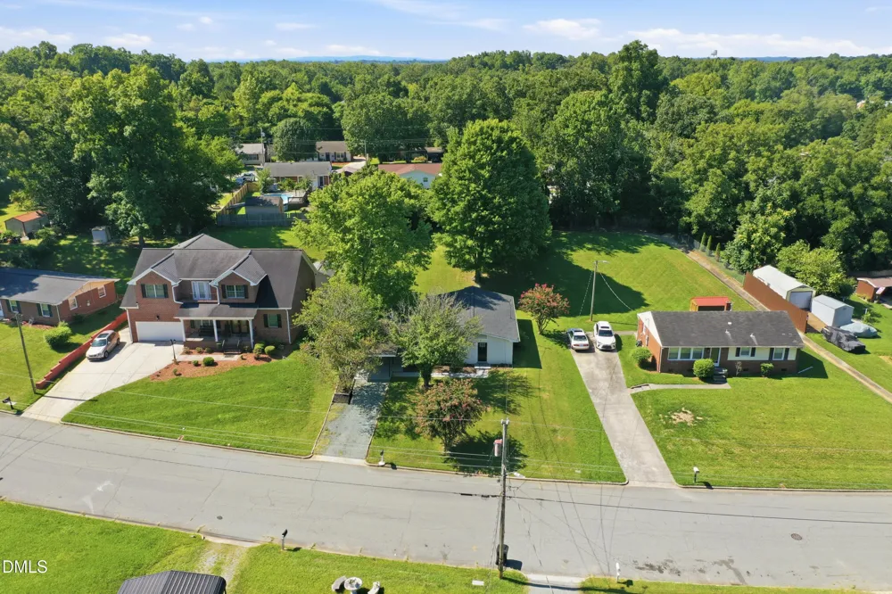 815 Scott Street Burlington, NC 27215