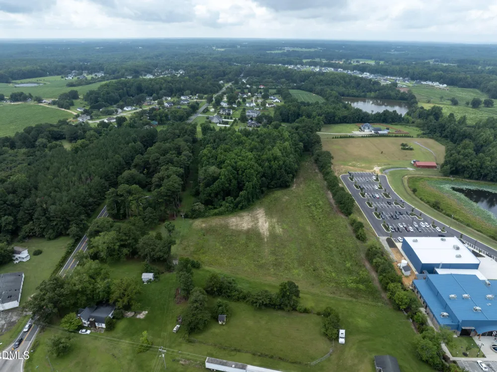 11860 Old Stage Willow Springs, NC 27592